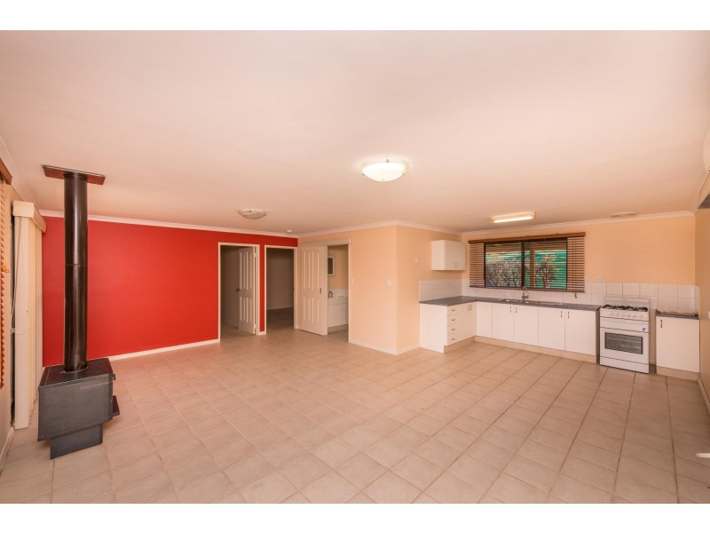 39 Blackstone Retreat, Bejoording WA 6566