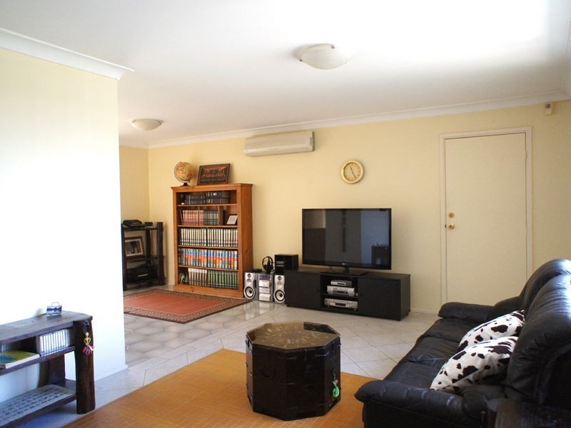 10 Ebden Street, Quakers Hill NSW 2763