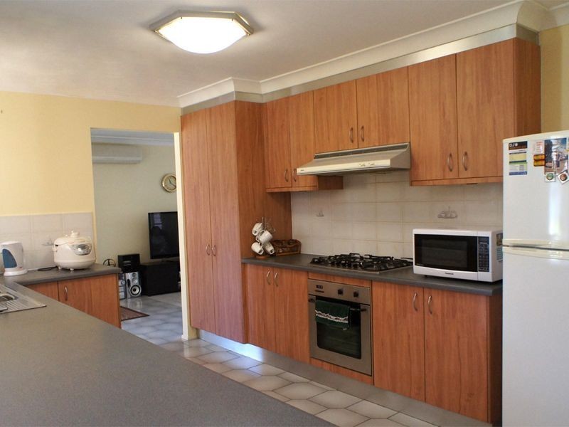 10 Ebden Street, Quakers Hill NSW 2763