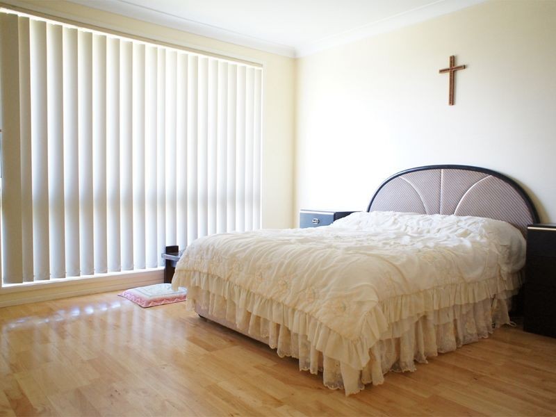 10 Ebden Street, Quakers Hill NSW 2763