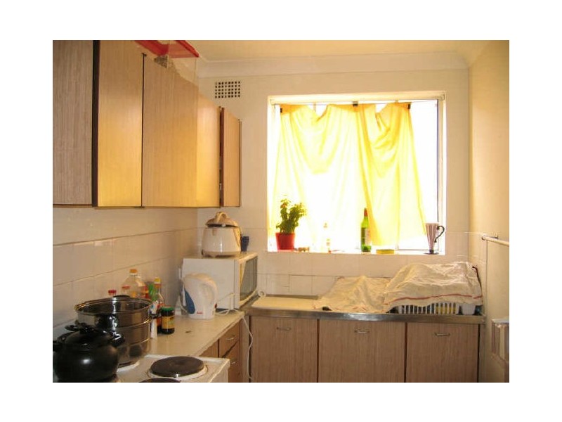 8/21 ROWE STREET, Eastwood NSW 2122