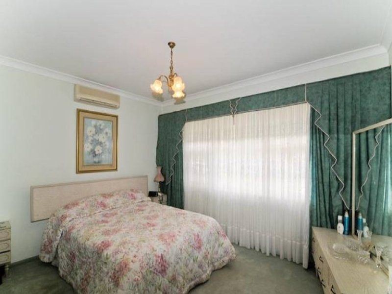 41 IONA AVE, North Rocks NSW 2151