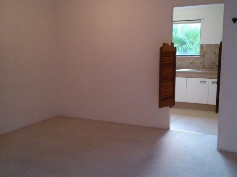 18/12 – 16 Doomben Avenue, Eastwood NSW 2122