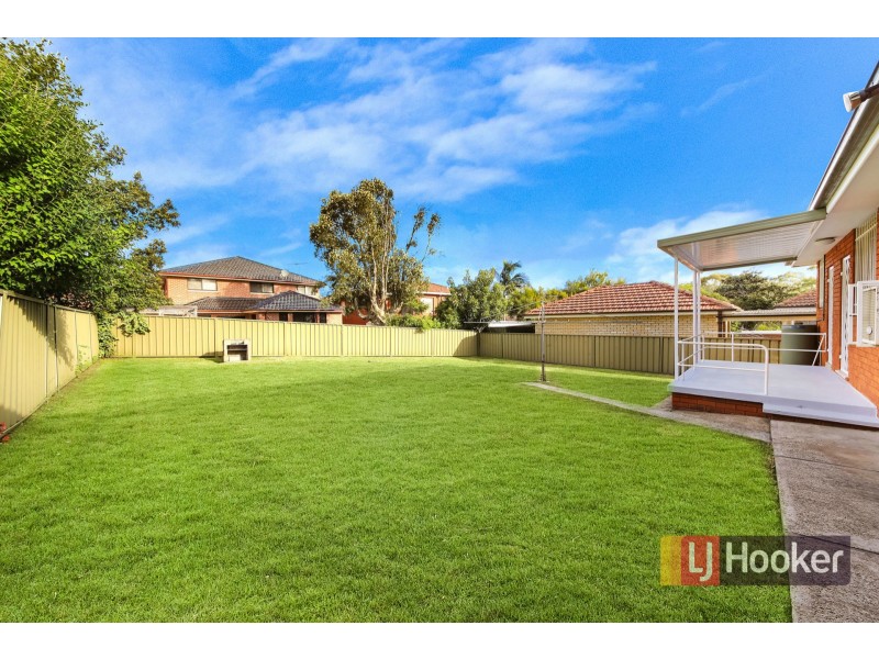 11 Thelma Street, Marsfield NSW 2122