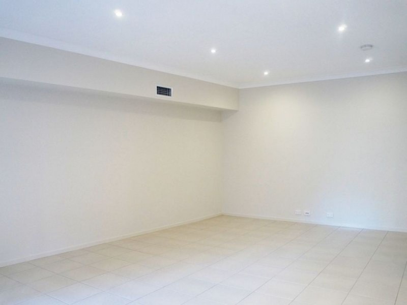 17 Avondale Way, Eastwood NSW 2122