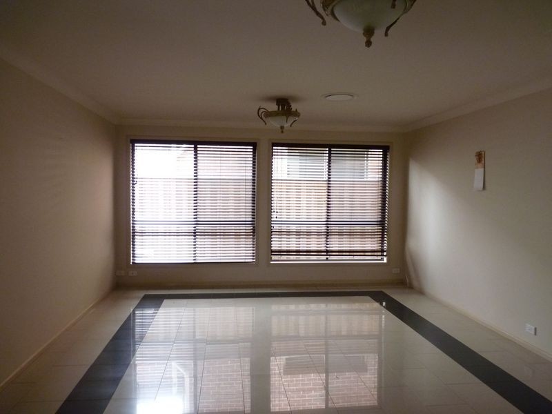 60 Pentonville Pde, Castle Hill NSW 2154