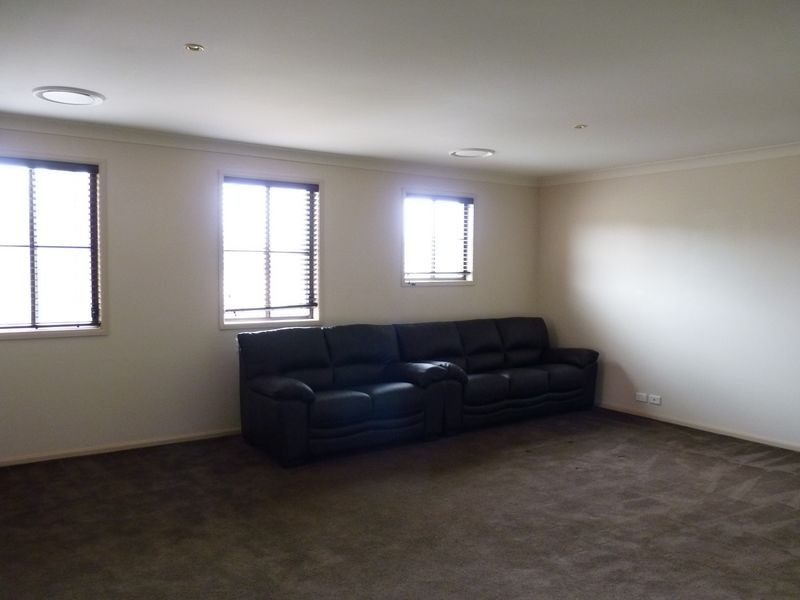 60 Pentonville Pde, Castle Hill NSW 2154