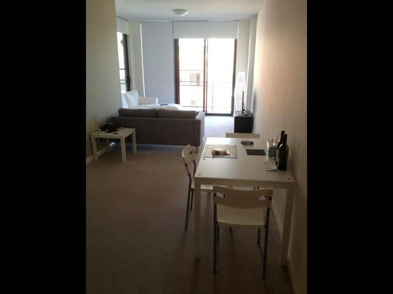 441/17 Marine Parade, Wentworth Point NSW 2127