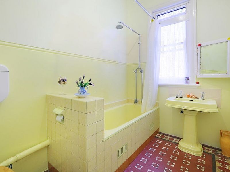 11 CLIVE ROAD, Eastwood NSW 2122