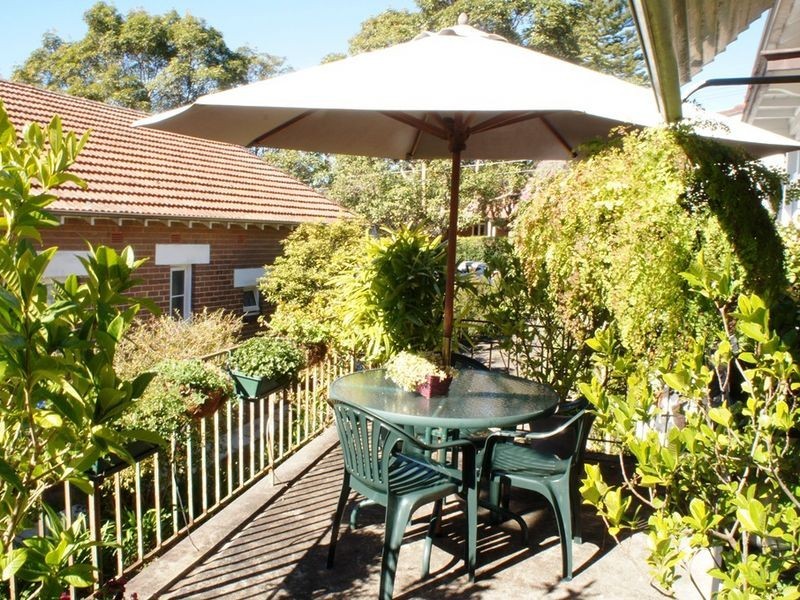 11 CLIVE ROAD, Eastwood NSW 2122