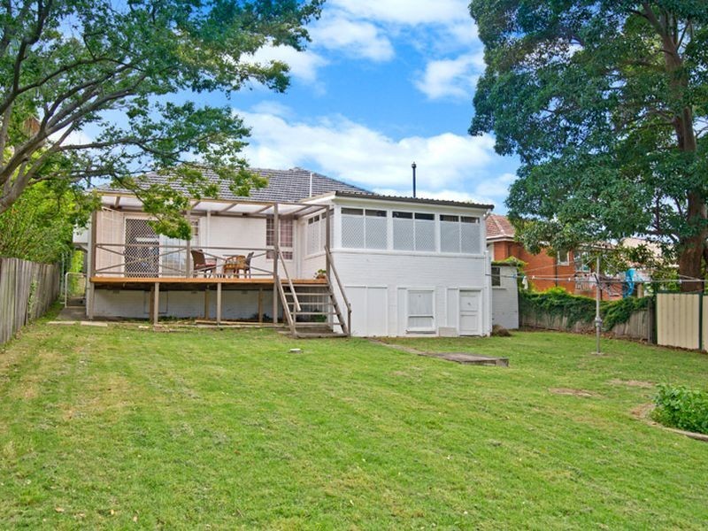 13 Raymond Street, Eastwood NSW 2122