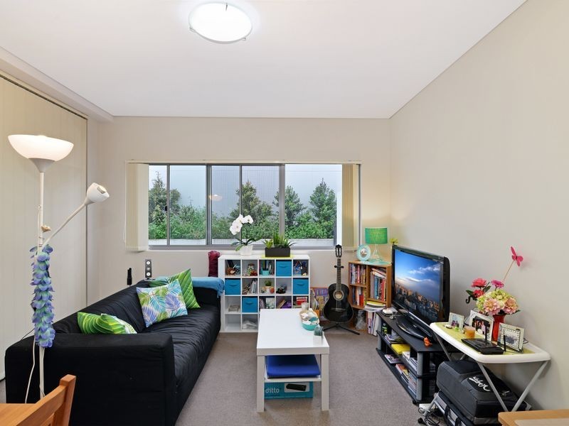 318/52-76 Rowe Street, Eastwood NSW 2122