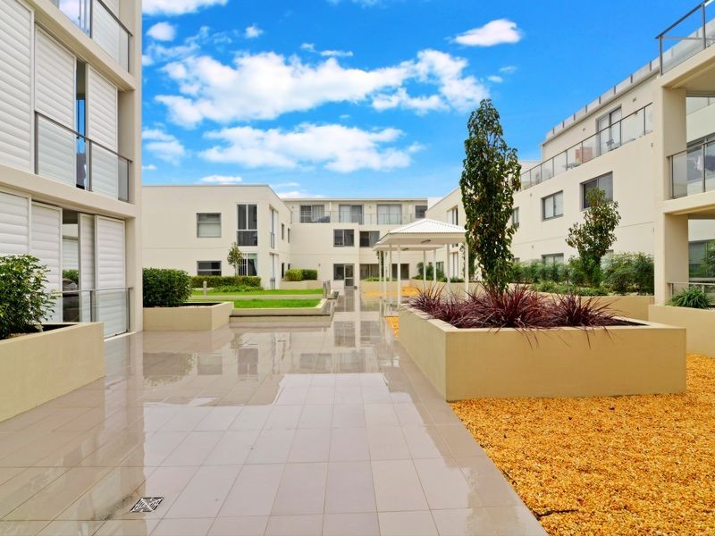 318/52-76 Rowe Street, Eastwood NSW 2122