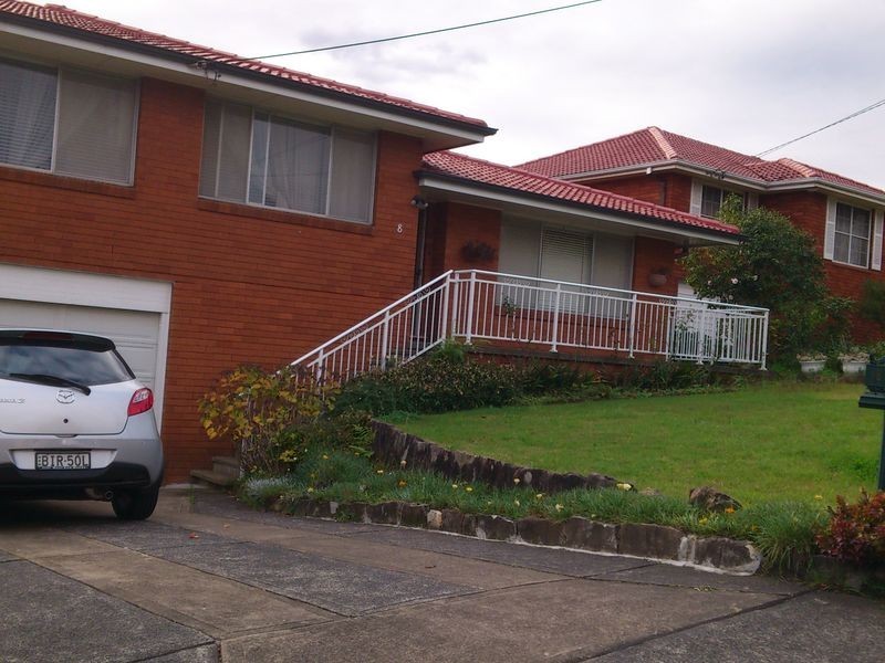 8 Engel Avenue, Marsfield NSW 2122