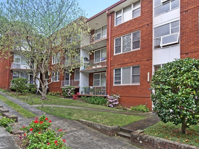 16/10 ESSEX STREET, Epping NSW 2121