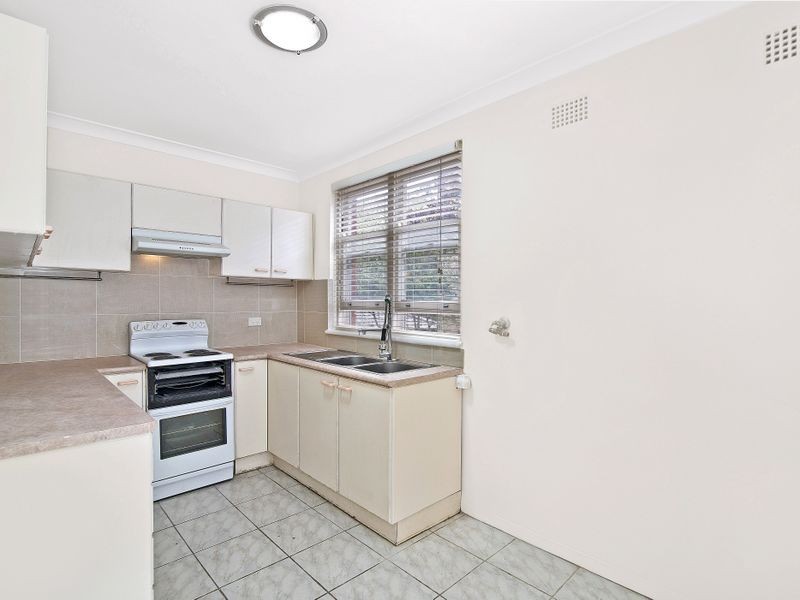 16/10 ESSEX STREET, Epping NSW 2121