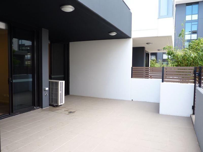 302/49 Hill Road, Wentworth Point NSW 2127