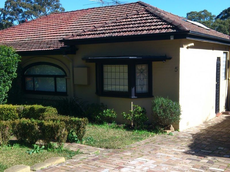 5 Vimiera Road, Eastwood NSW 2122
