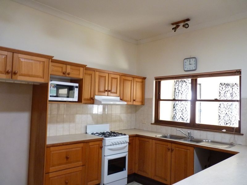 5 Alexandria Ave, Eastwood NSW 2122