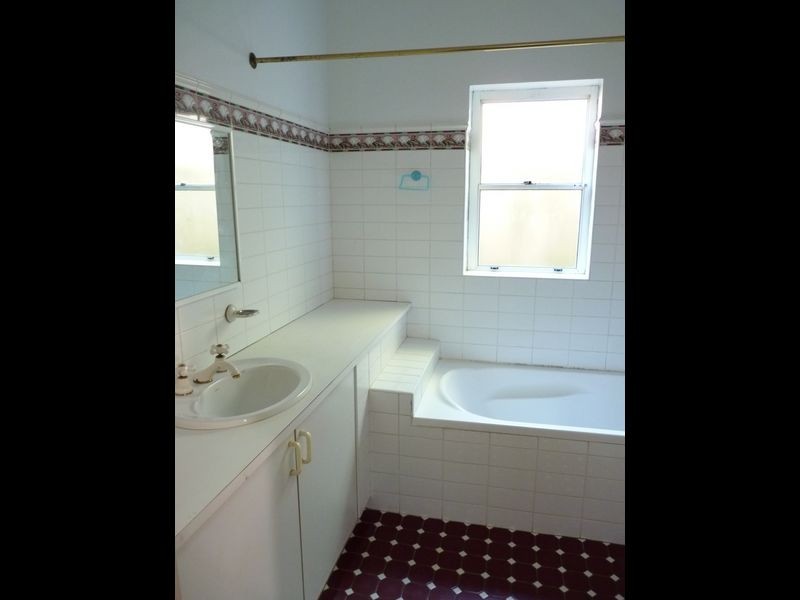 5 Alexandria Ave, Eastwood NSW 2122