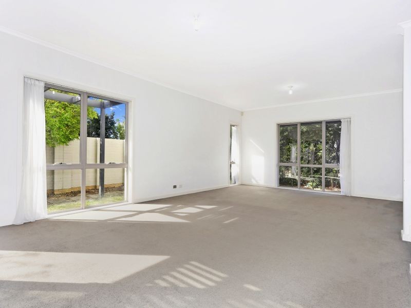 39 Henricks Ave, Newington NSW 2127