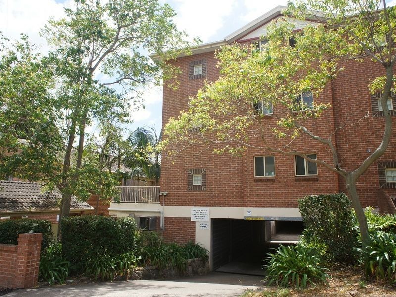 40/1 Post Office Street, Carlingford NSW 2118