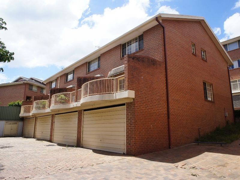 40/1 Post Office Street, Carlingford NSW 2118