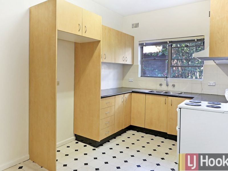 4/3 Ball Ave, Eastwood NSW 2122