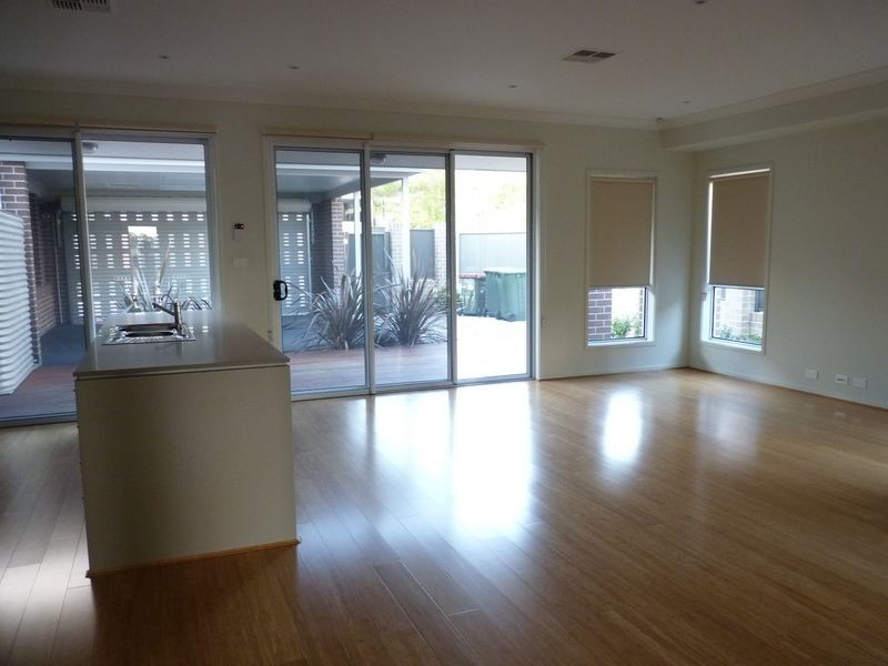 33 Avondale Way, Eastwood NSW 2122