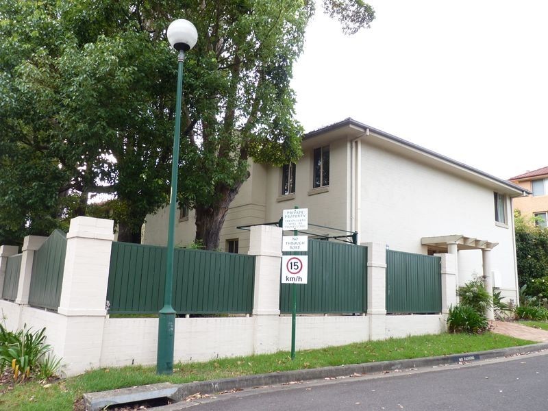 - Lancaster Drive, Marsfield NSW 2122