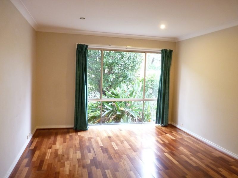- Lancaster Drive, Marsfield NSW 2122