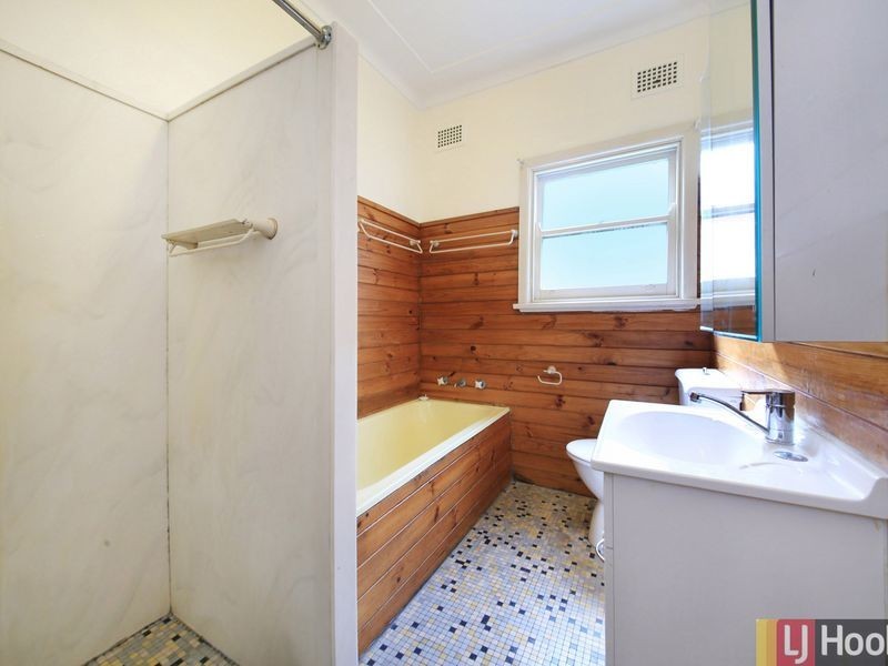 13 Threlfall Street, Eastwood NSW 2122