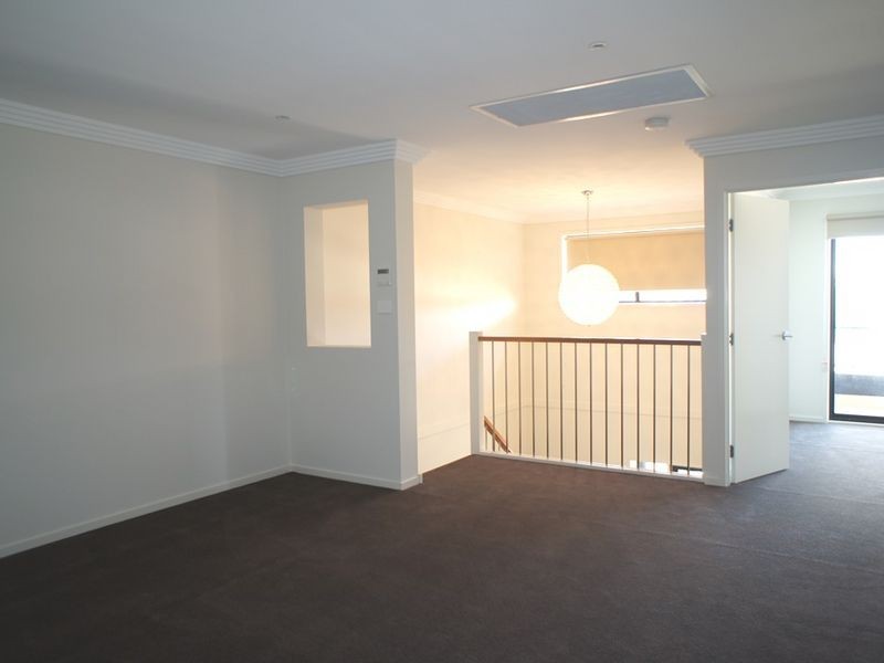 61 Avondalle Way, Eastwood NSW 2122