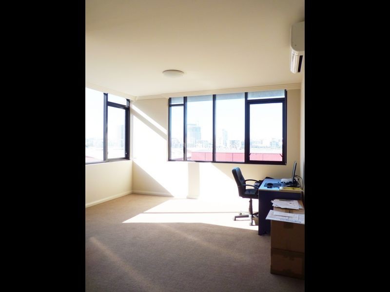 604/1 Waterways Street, Wentworth Point NSW 2127