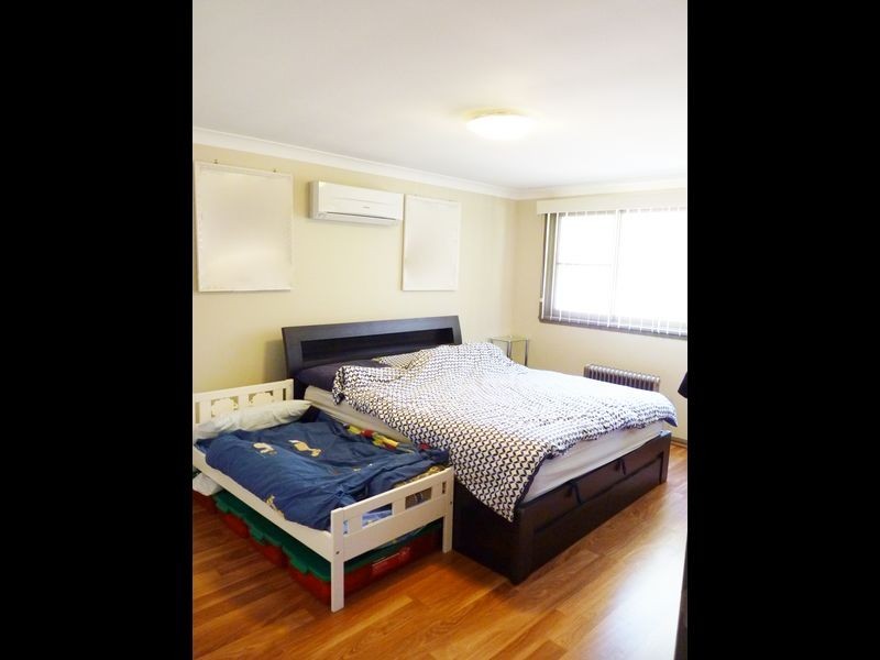 18 Auld Ave, Eastwood NSW 2122