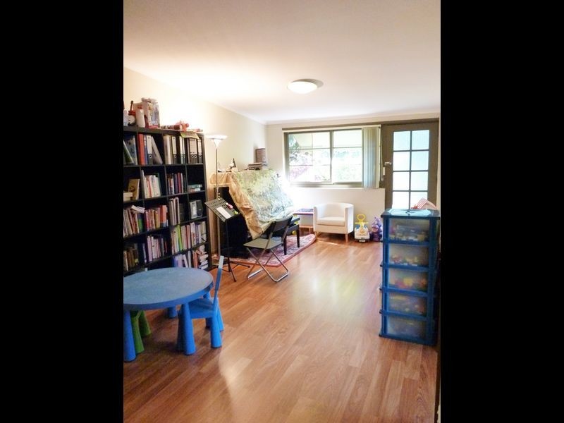 18 Auld Ave, Eastwood NSW 2122