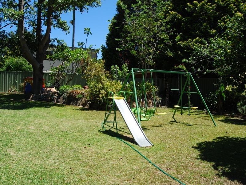 18 Auld Ave, Eastwood NSW 2122