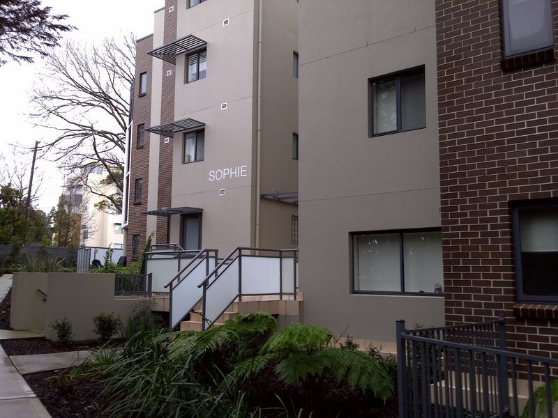 1-3 Eulbertie Avenue, Warrawee NSW 2074