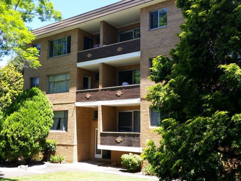 1/58 Doomben Avenue, Eastwood NSW 2122