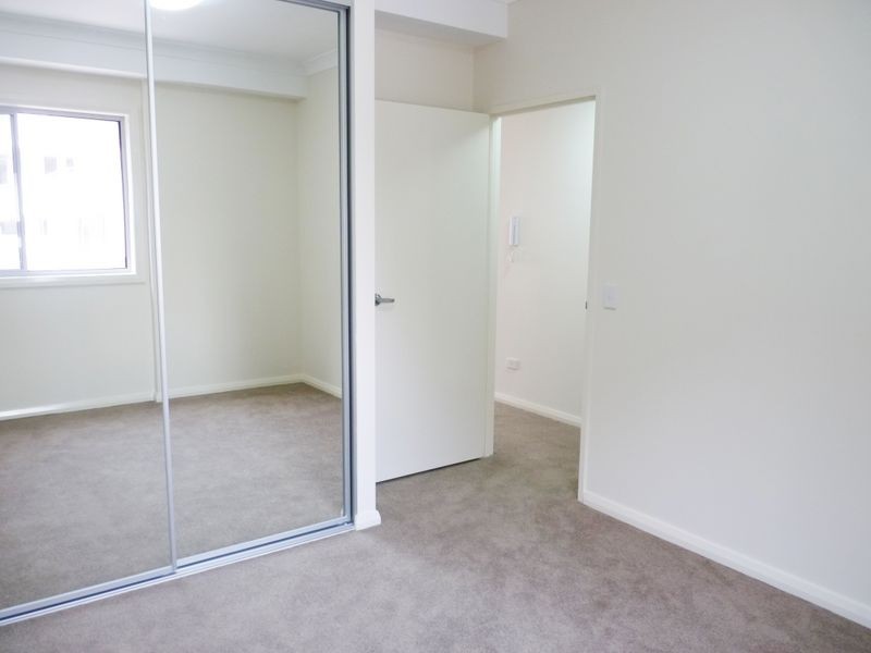 12-16 Hope St, Rosehill NSW 2142