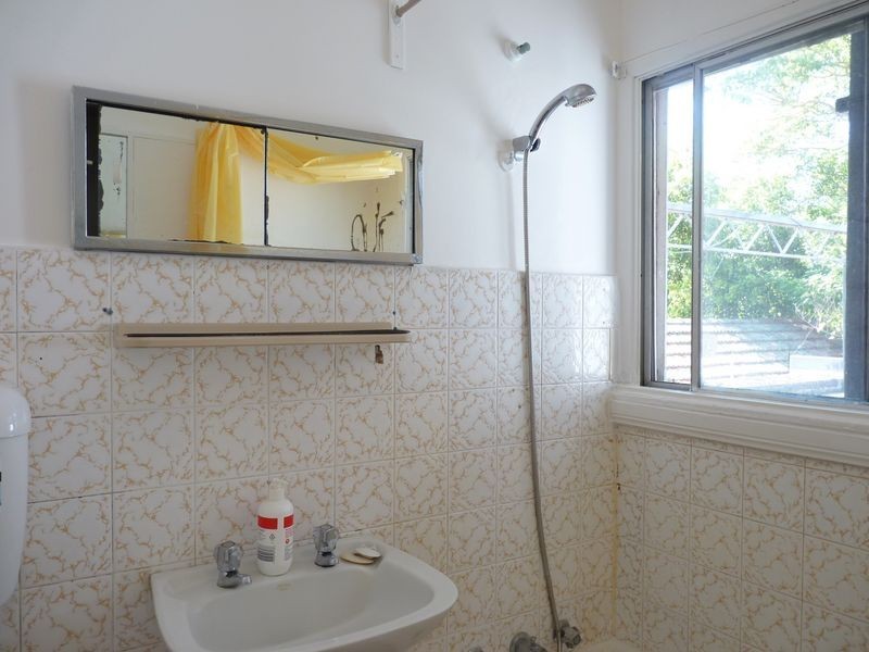 25 Threlfall St, Eastwood NSW 2122