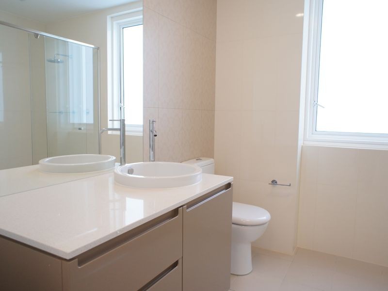 402/2 Rose Water Circuit, Breakfast Point NSW 2137