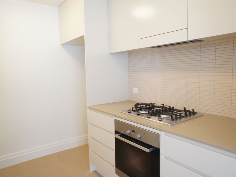 402/2 Rose Water Circuit, Breakfast Point NSW 2137