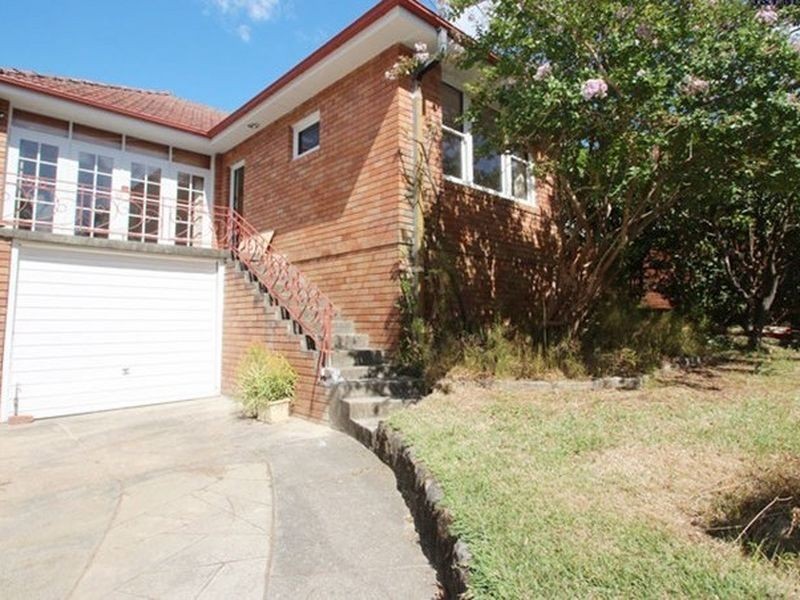 62 Vimiera Rd, Eastwood NSW 2122