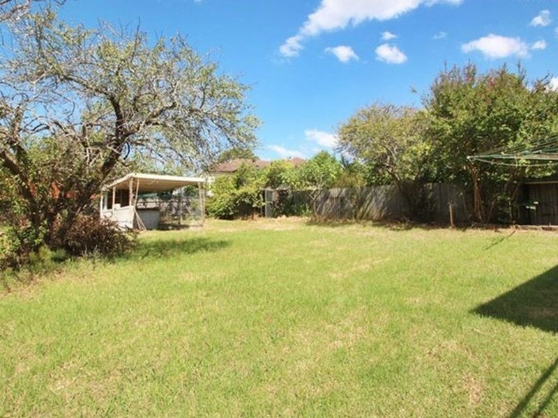 62 Vimiera Rd, Eastwood NSW 2122