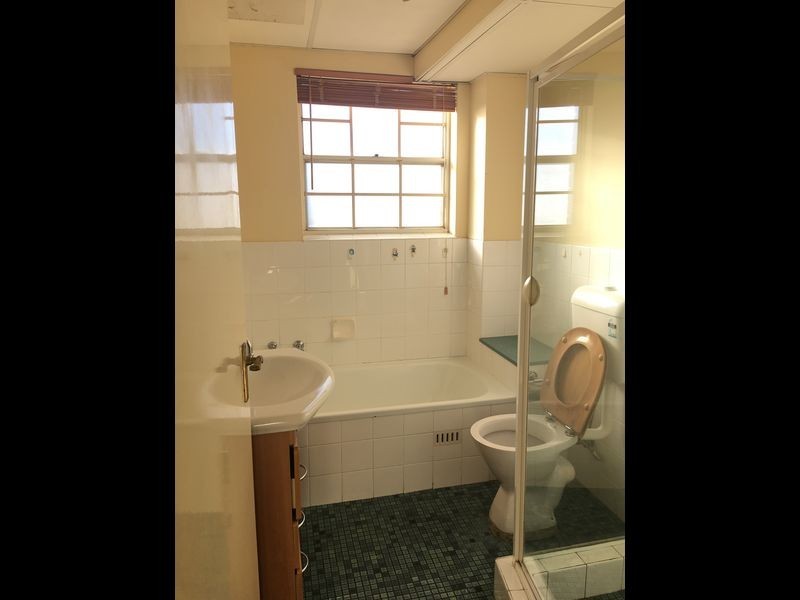 6/6 First Avenue, Eastwood NSW 2122