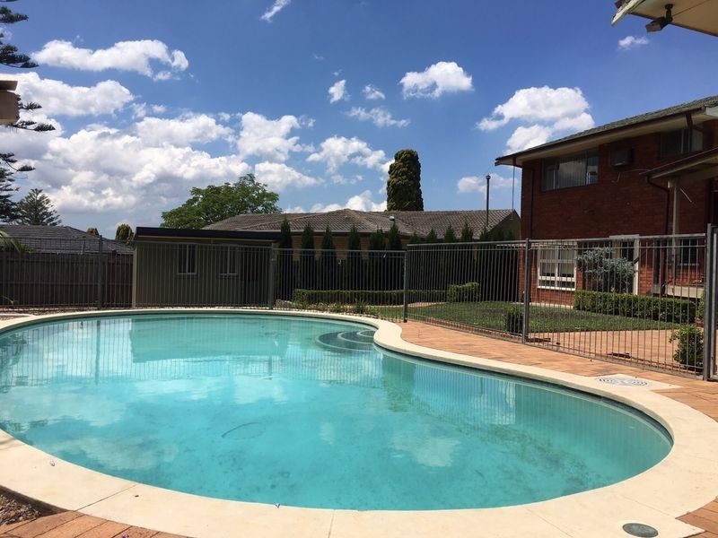 60 Alamein Avenue, Carlingford NSW 2118