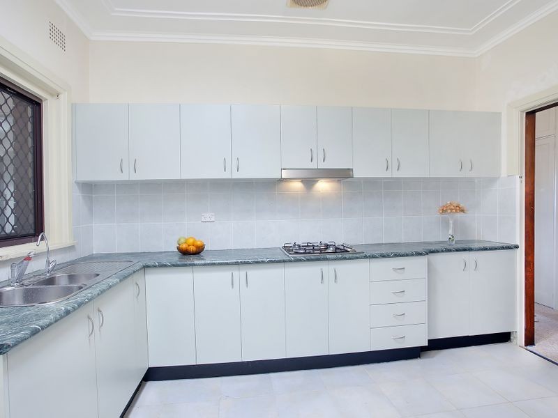 2 Rosen Street, Epping NSW 2121