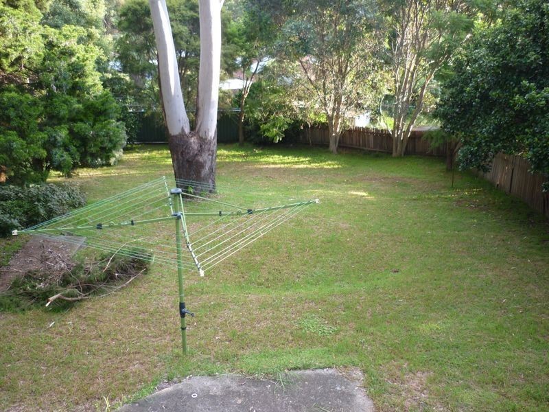 2 Manning Pde, Dundas Valley NSW 2117