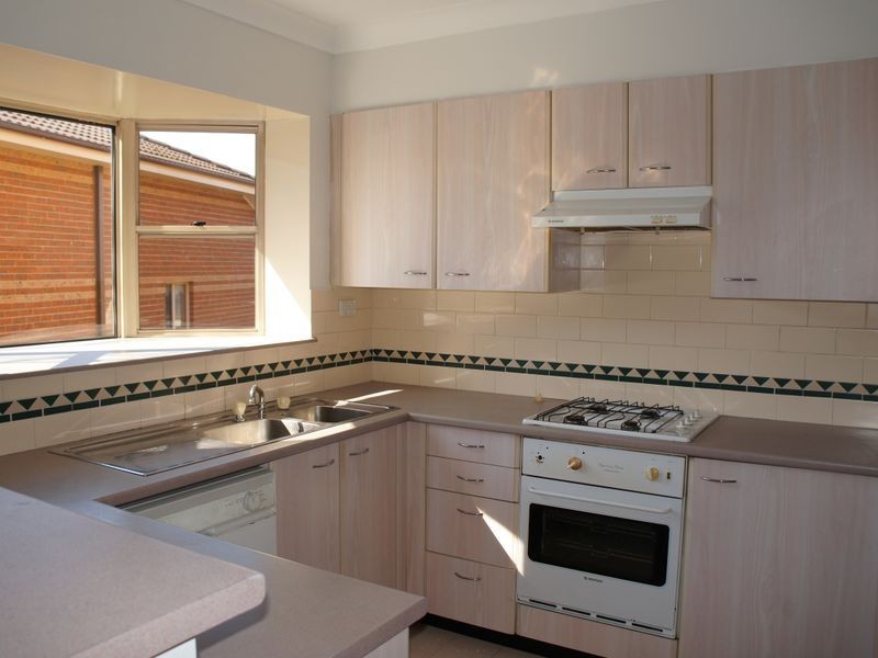 121/40 Strathalnyin Drive, Oatlands NSW 2117